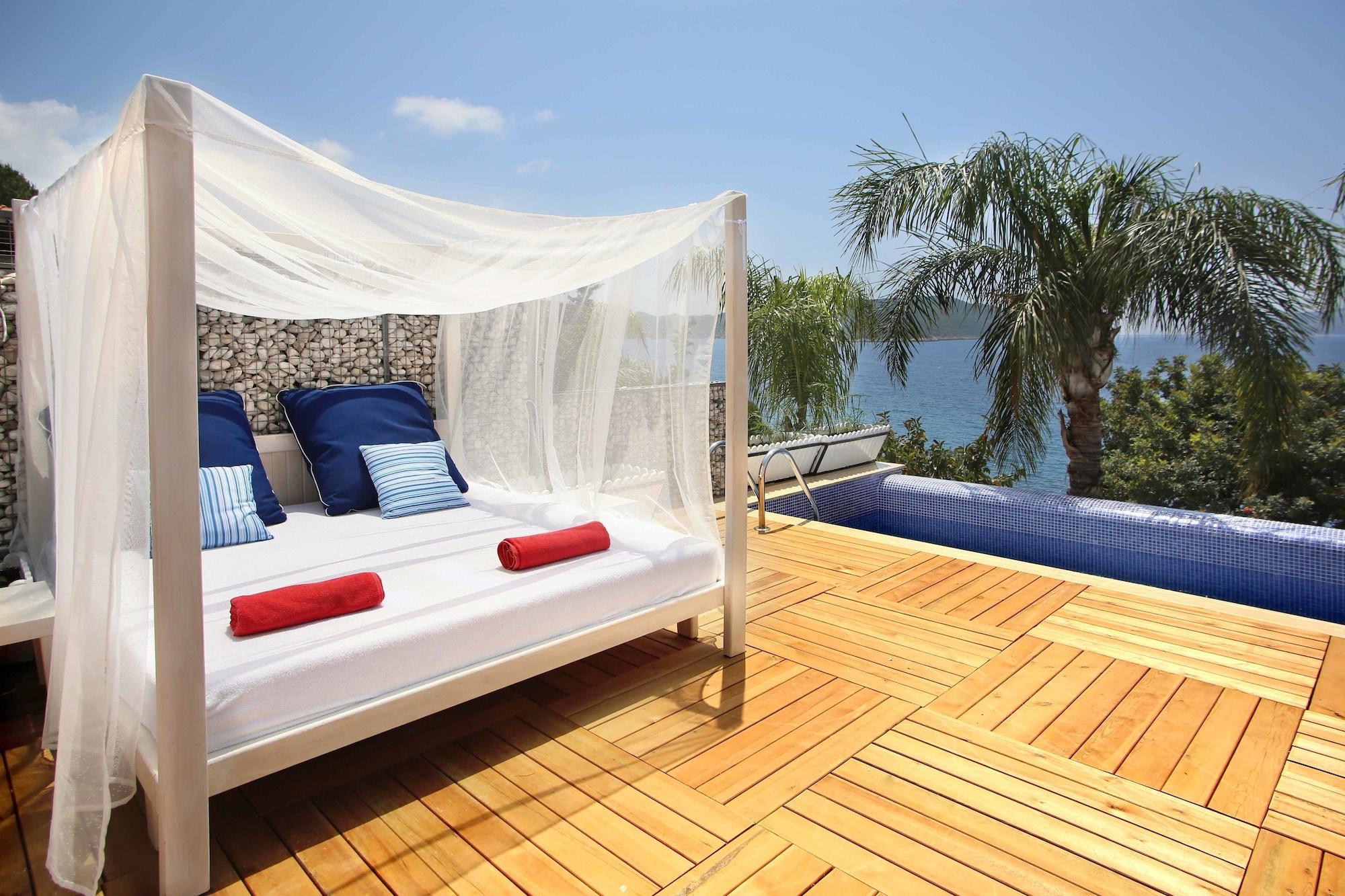 Nur Beach Hotel Каш Экстерьер фото