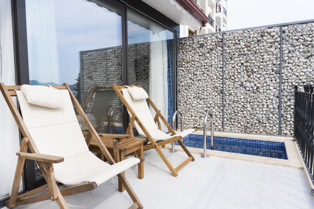 Nur Beach Hotel Каш Экстерьер фото