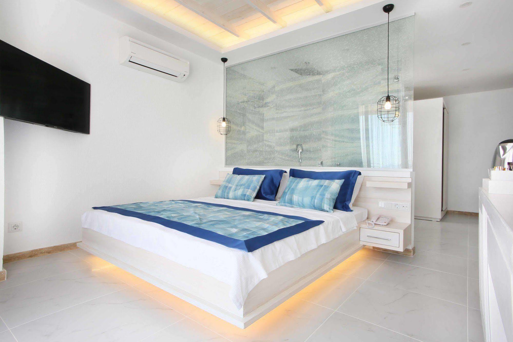 Nur Beach Hotel Каш Экстерьер фото
